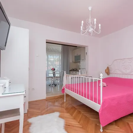 Apartment Antunovic *