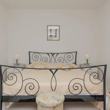 Antunovic Podgora (Split-Dalmatia)